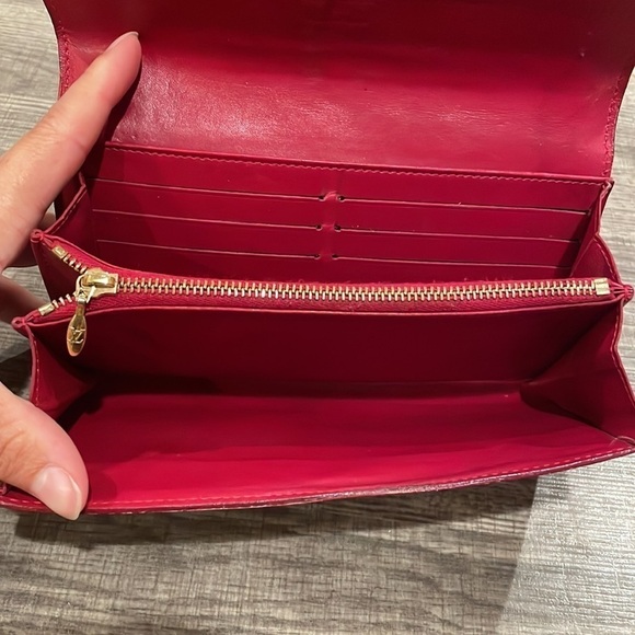 EUC LOUIS VUITTON RED VERINS SARAH  WALLET​​​​​​​ - Picture 5 of 14